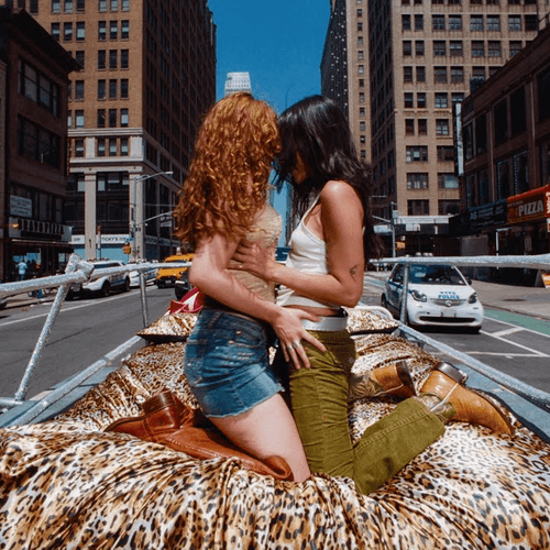 SOFI TUKKER - Woof (Ft. Kah-Lo)