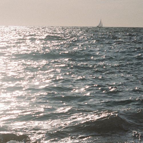 club bistro - Sailing Boat